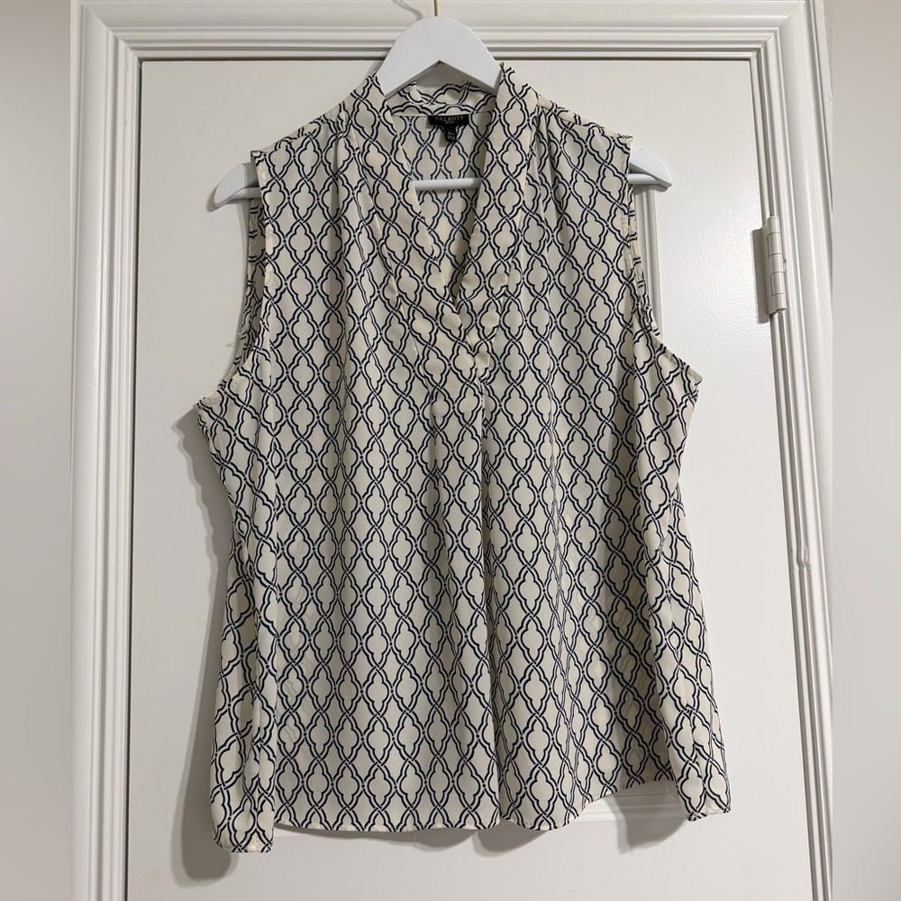 Talbots Navy and Cream Sleeveless Blouse